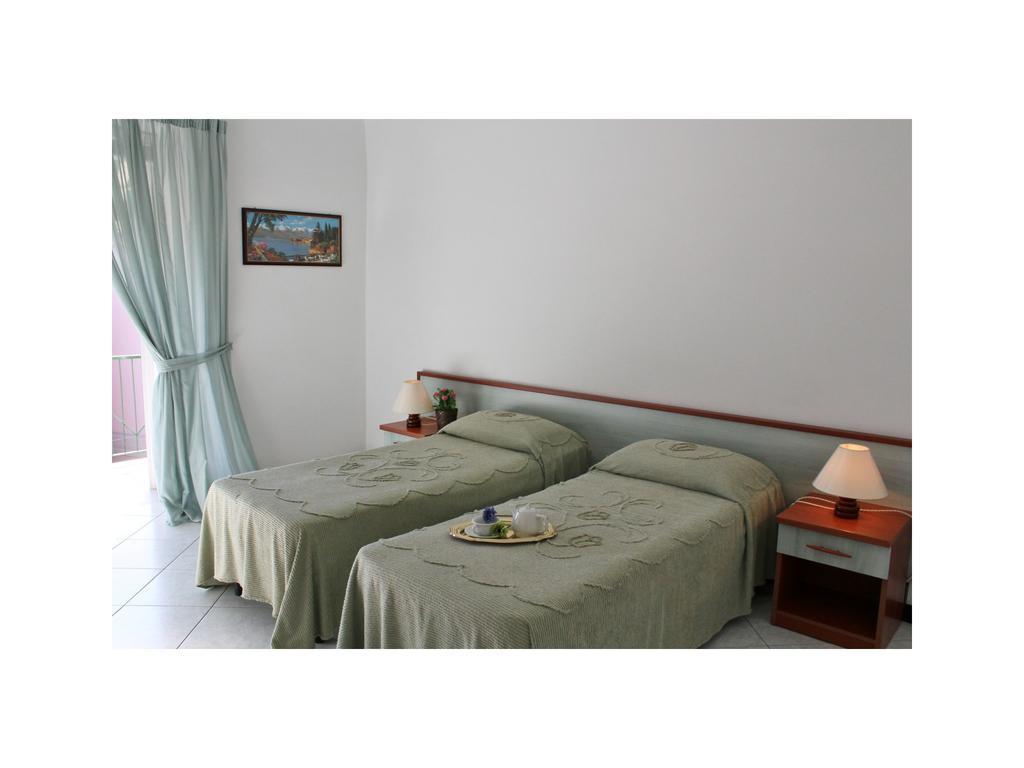 Appartamenti Mare Azzurro By Holiday World Albisola Superiore Quarto foto